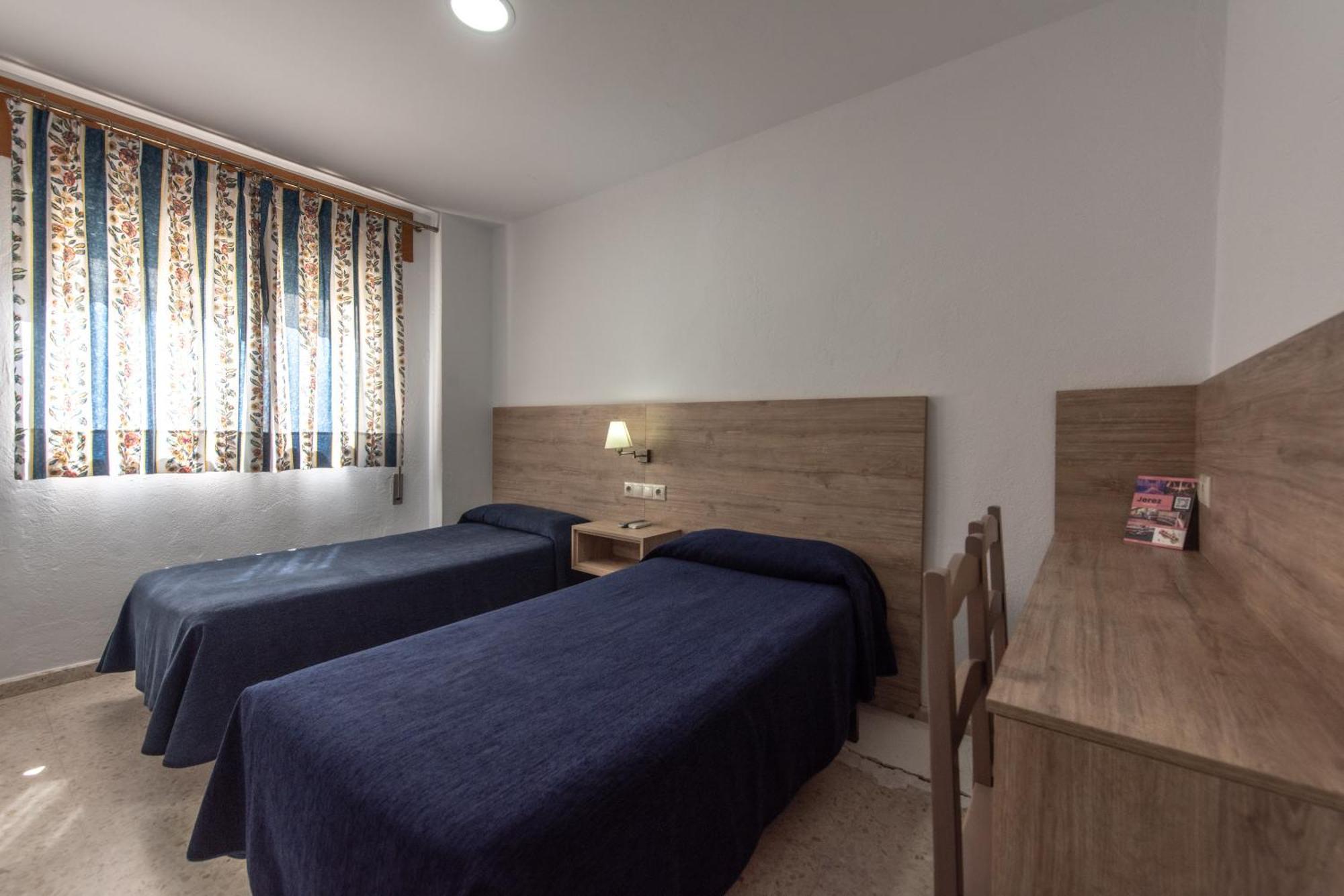 Hotel San Andres Jerez de la Frontera Bagian luar foto